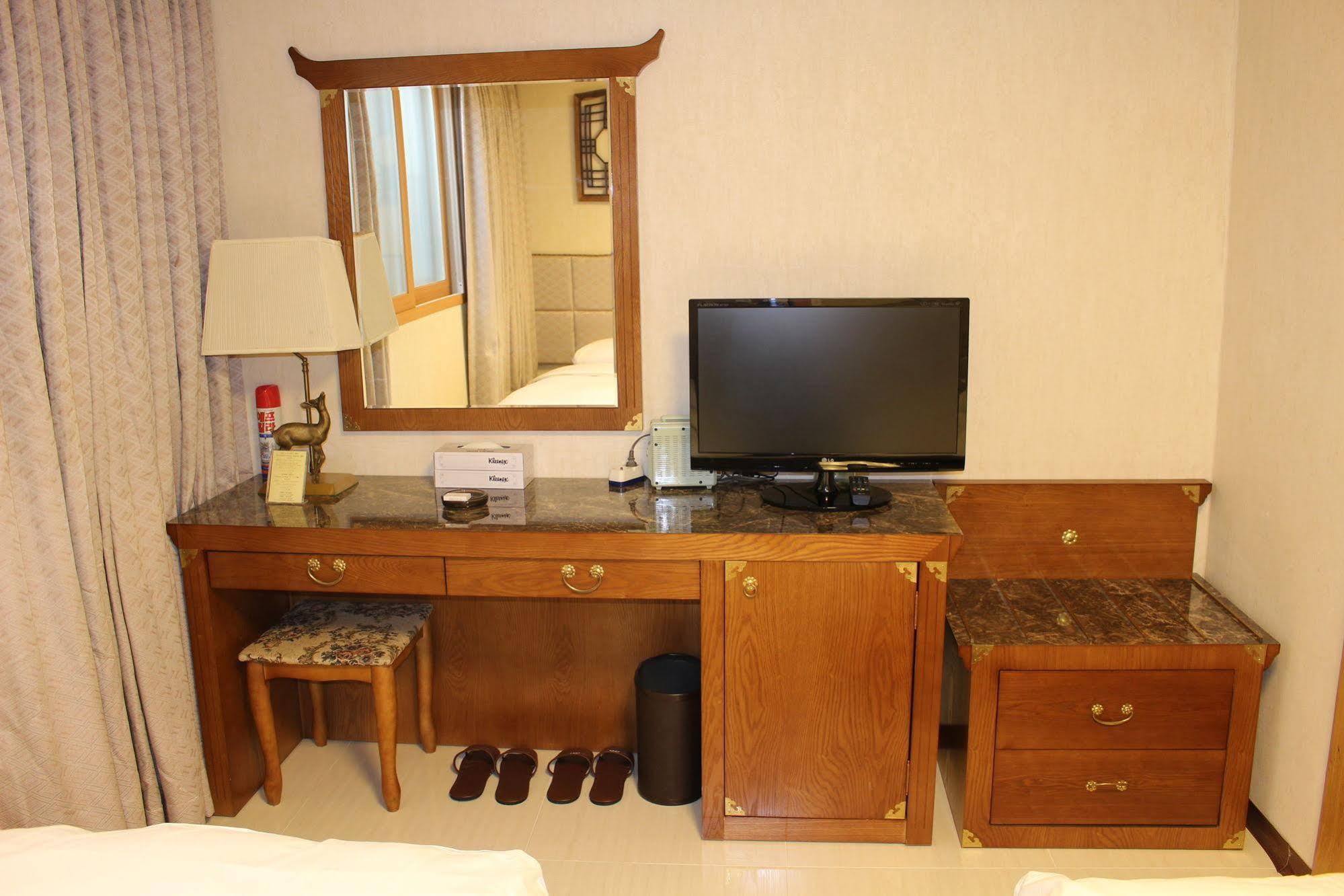 Insadong Crown Hotel Seul Exterior foto