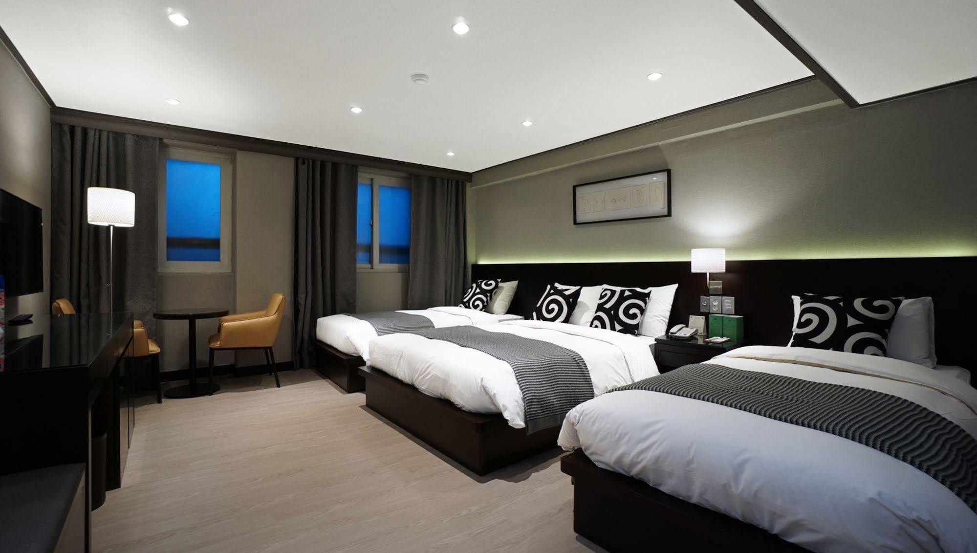Insadong Crown Hotel Seul Exterior foto